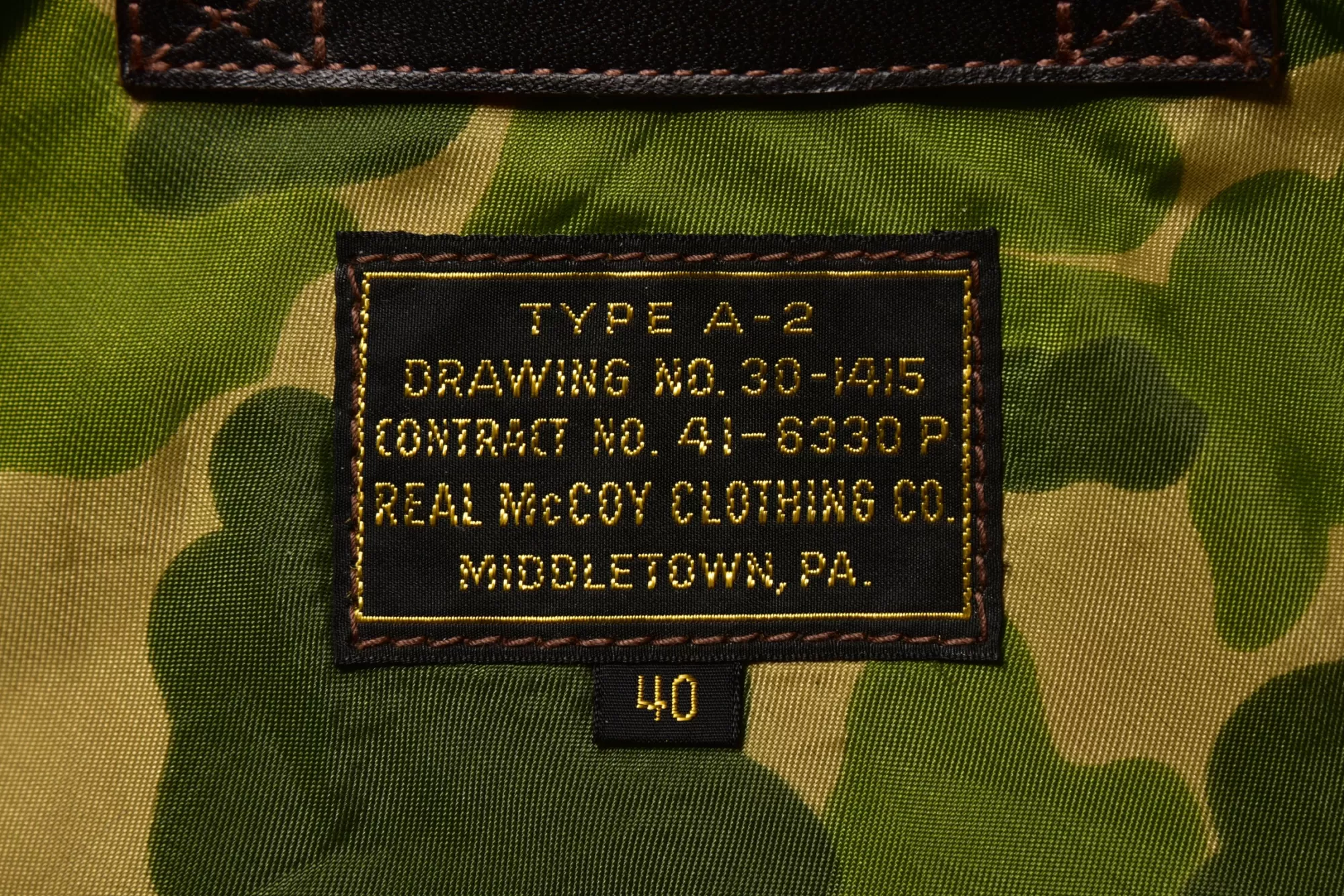 The Real McCoy's Leather^Type A-2/Parachute Camouflage Lining Sealbrown