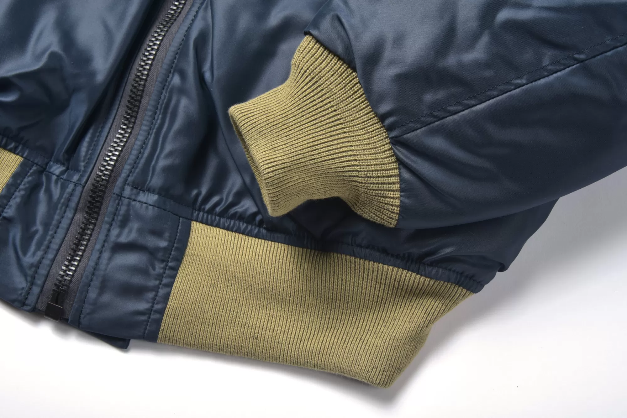 The Real McCoy's Military^Type B-15C Real Mccoy Mfg. Co./Green Ribbing 140 Navy
