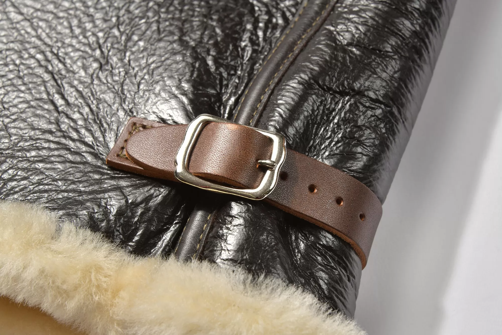 The Real McCoy's Military^Type B-6 Real Mccoy Mfg.Co (Fw22) 051 SEAL BROWN